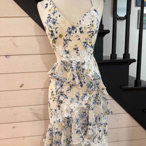 BCBG MAXAZRIA Asymmetrical Ruffle Gown in Blue Floral NWOT Size 2 - Picture 10 of 14